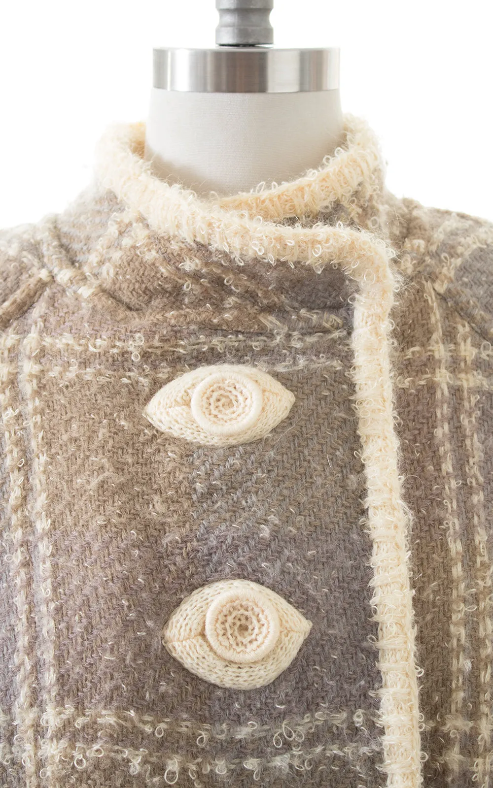 1960s Reversible Bouclé Wool Plaid & Cream Swing Coat | small/medium